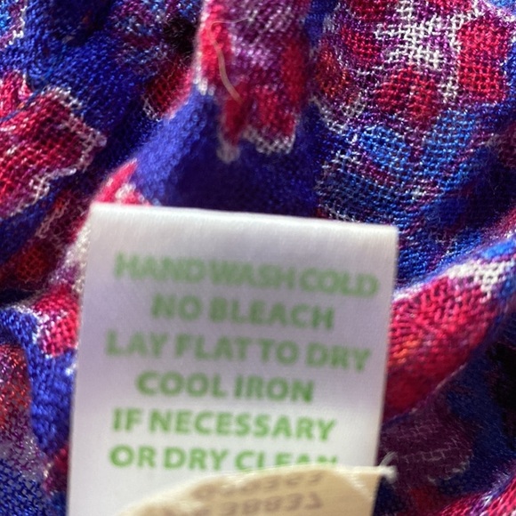 Lilly Pulitzer Infinity Scarf Floral Rayon Light Scarf - Picture 4 of 14